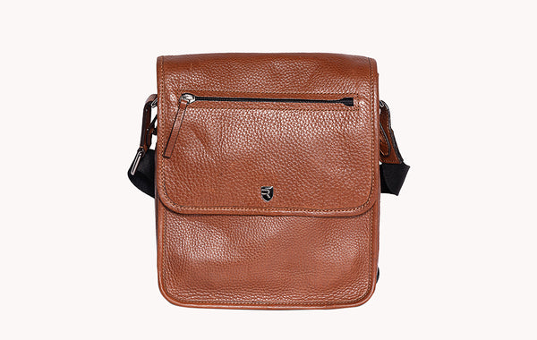 Men's Reporter Bamboo Bag - Stylish and Sustainable Statement at Revup Studio